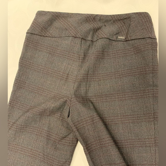 2 pairs - straight leg - Picture 7 of 7